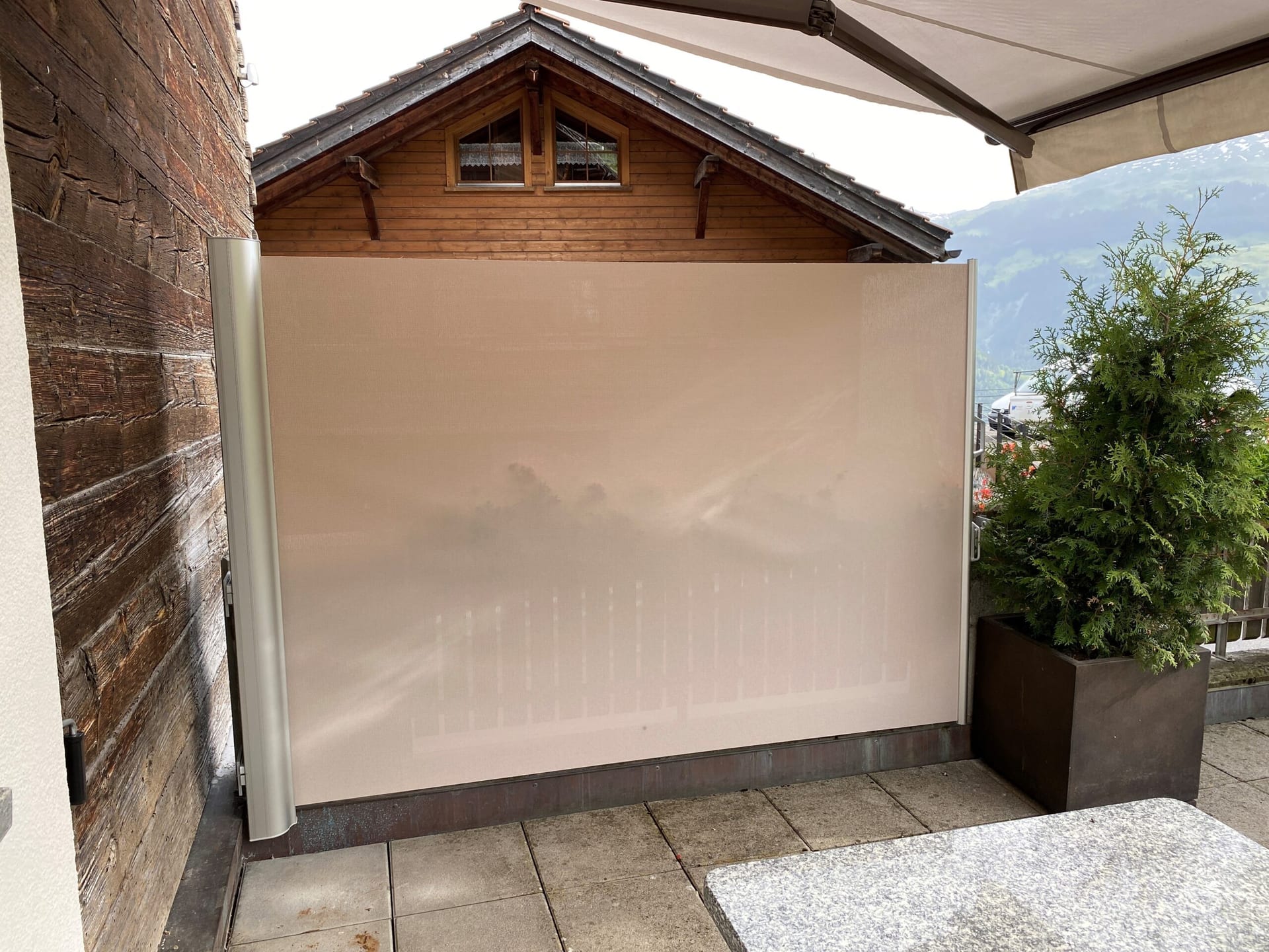 Windschutz halbtransparent